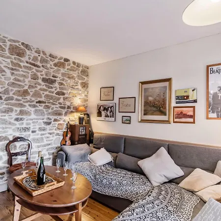 Les Roses By Interhome *