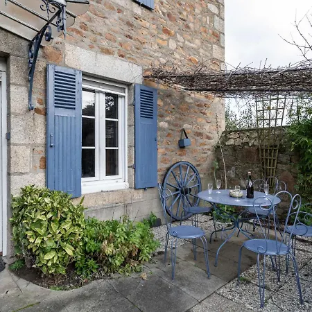 Holiday home Les Roses By Interhome Yffiniac
